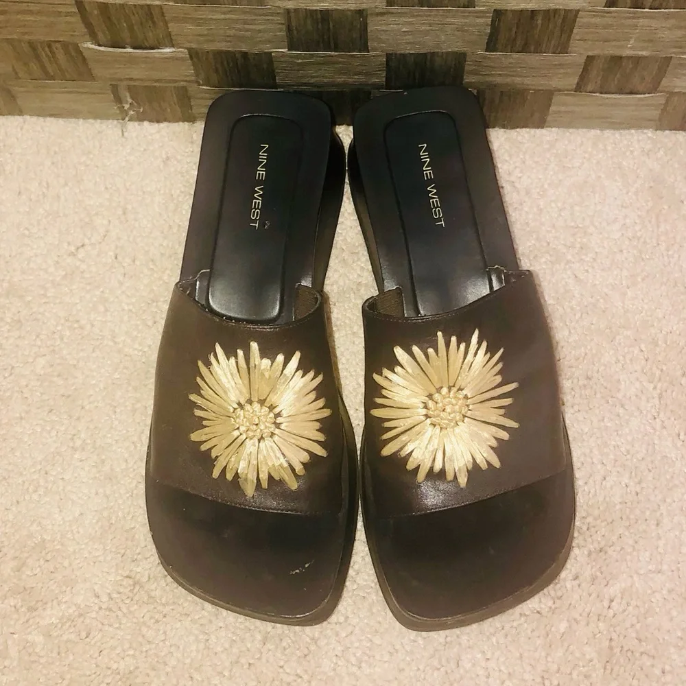 Nine West Brown Floral Mules - Picture 1 of 4